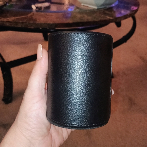 Elegant Black Leather desk accessory pen/marker case - Picture 2 of 2